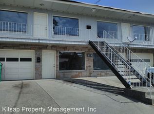 1522 9th St #A, Bremerton, WA 98337