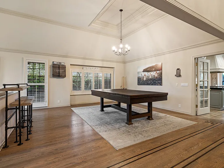 470 Eastin Dr — Photo 16
