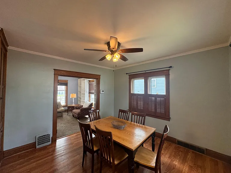 813 Miner St — Photo 7