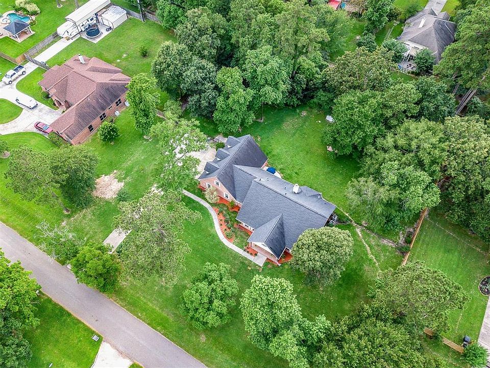 1st image of 519 Fairbanks Dr