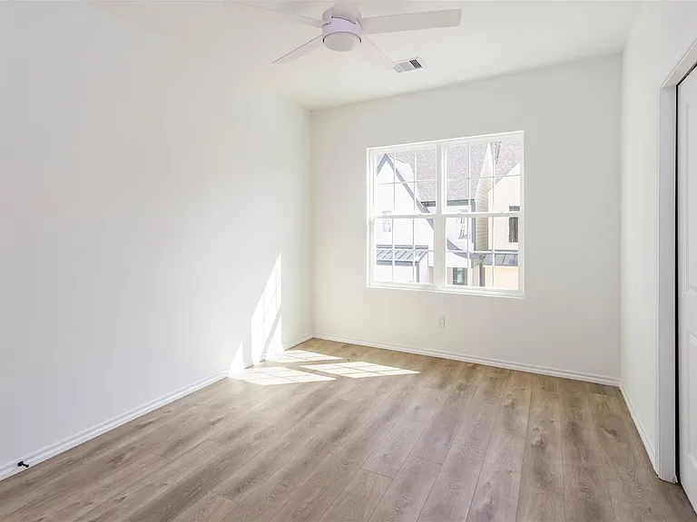 1266 Oakmont Bend Dr — Photo 36