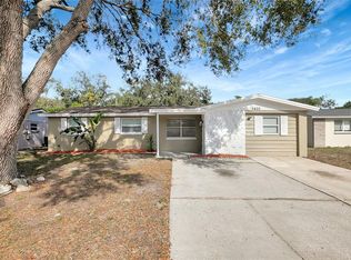 5605 Oceanic Rd, Holiday, FL 34690