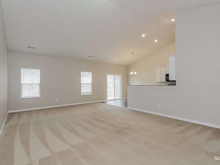 960 Joselynn Dr — Photo 7