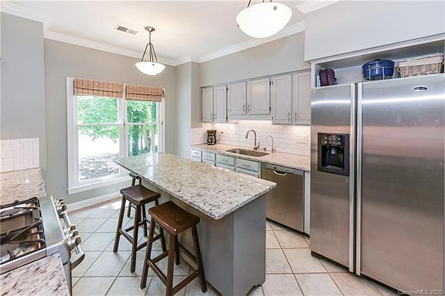1st image of 6415 Scarlet Oak Ln