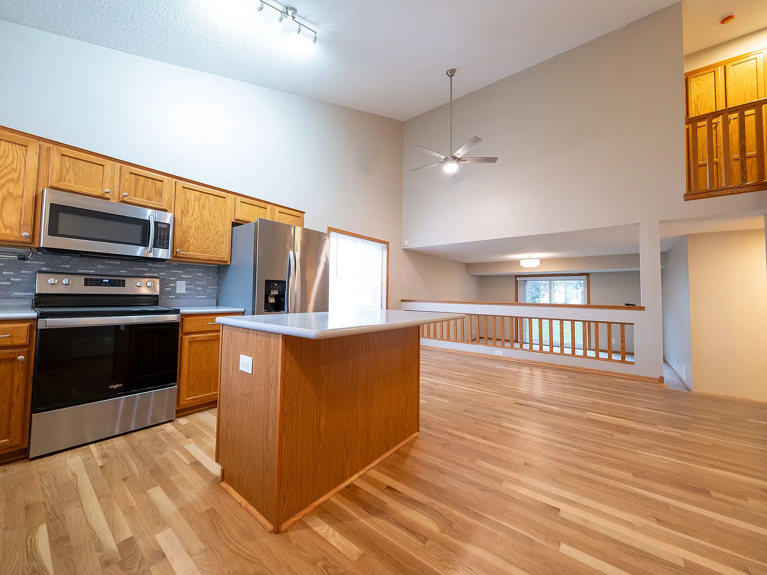 Chartreux Avenue, Shakopee (1553) LS MG1 - 1 — Photo 3
