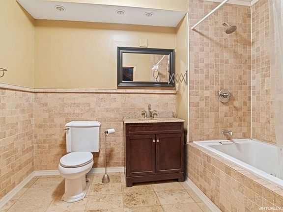 5th image of 358 Greene Ave