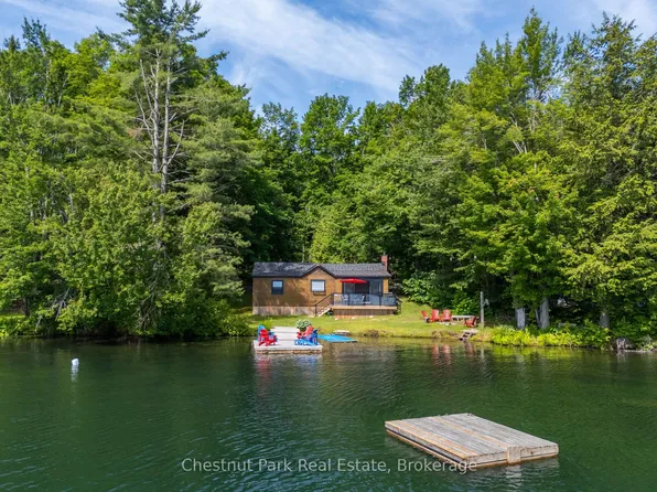 1143 Ridge Rd #3, Muskoka Lakes, ON P0C 1M0