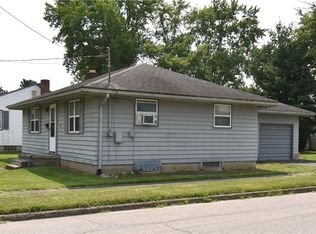 562 Grace St, Hubbard, OH