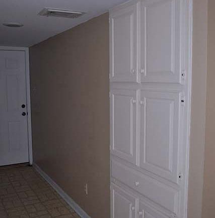 5th image of 3416 E Main St