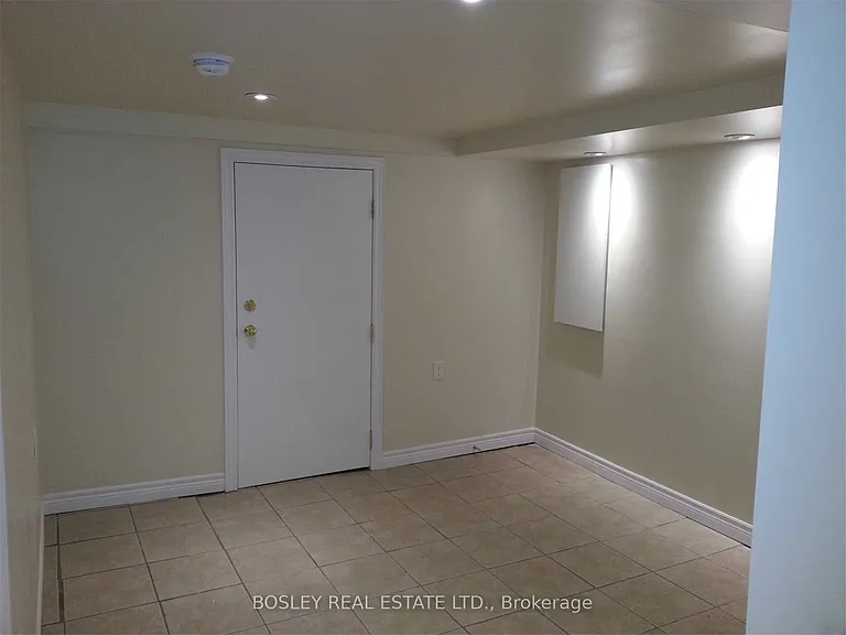 97 Rosemount Ave #3 — Photo 8