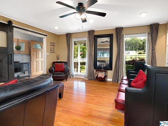 4th image of 3809 Holmes Ave NW