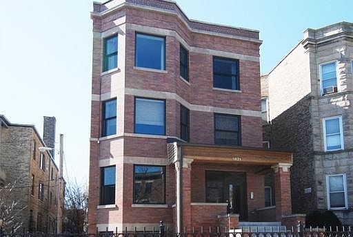 1st image of 1421 W Carmen Ave APT 1N