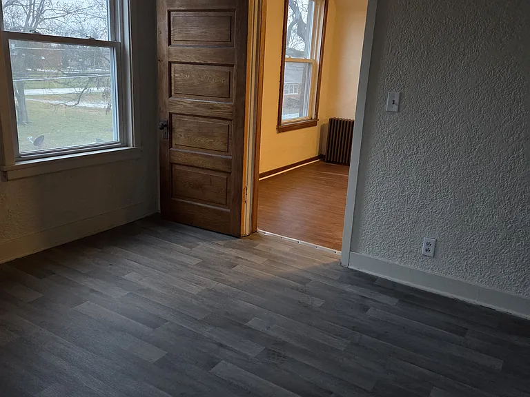 390 W 16th St #2B — Photo 5