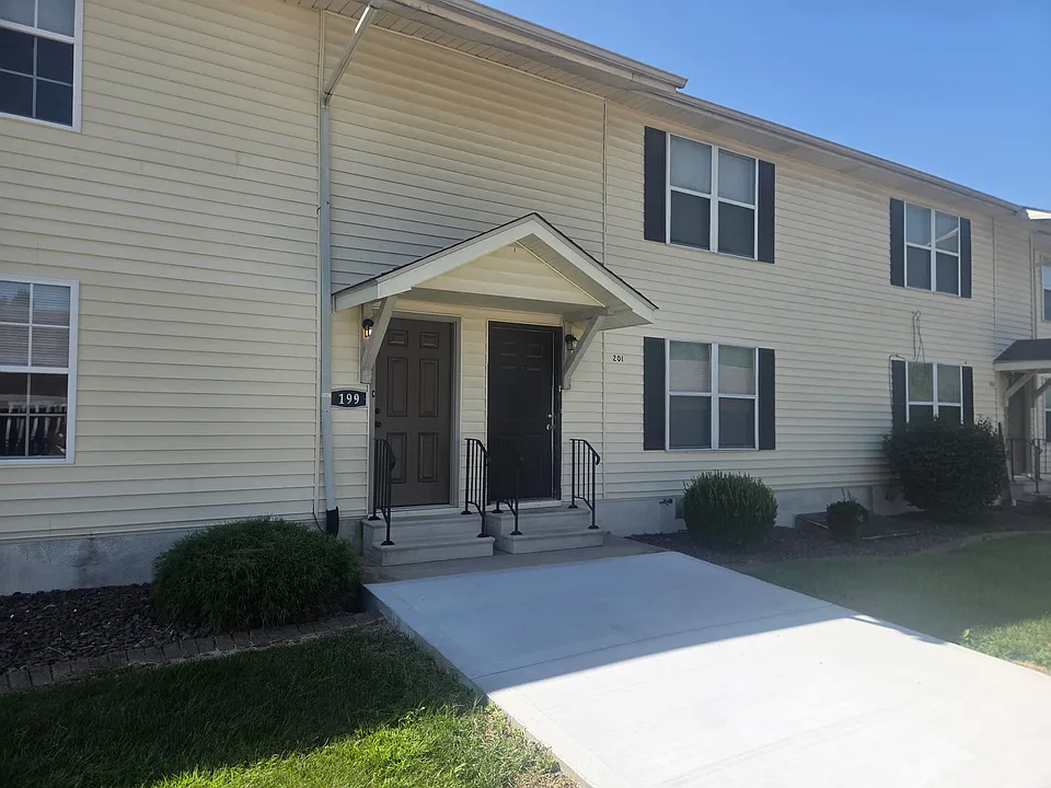 199 Skyline View Dr