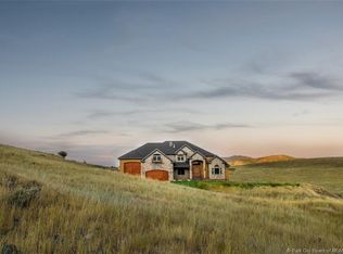 355 Fox Run St, Coalville, UT 84017