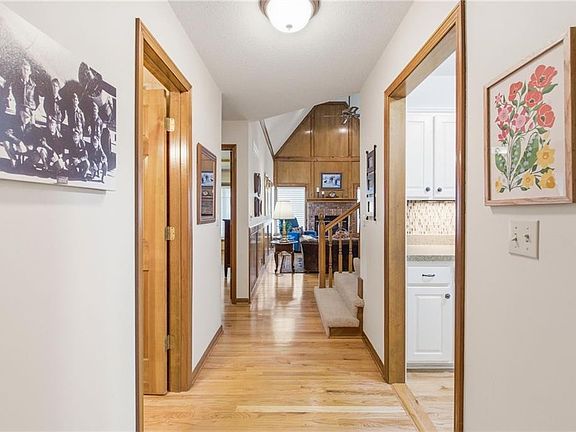 5th image of 8520 Darnell St