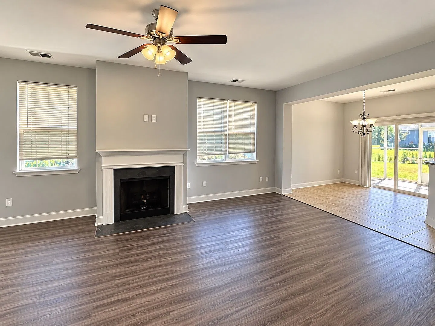 3 bed, 2.0 bath, 1503 sqft, $2,500 — Photo 2