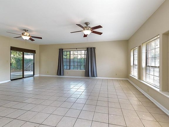 5th image of 2761 Armstrong Dr