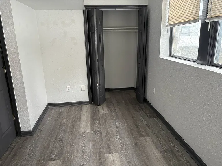 2940 Woolworth Ave #1 — Photo 3