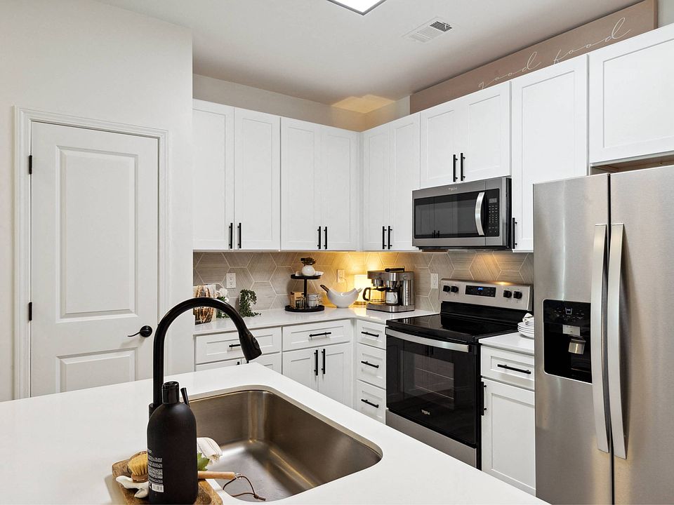 Verde Vista, Asheville, NC, Kitchen