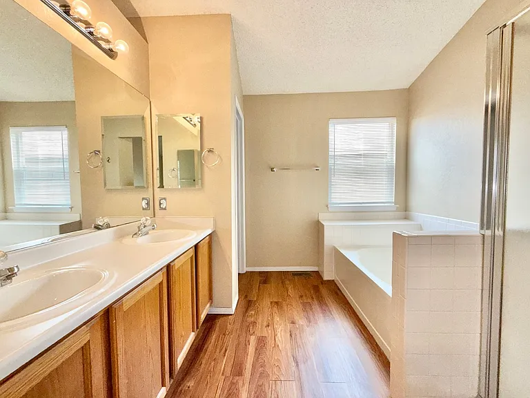 6050 Emma Ln — Photo 20