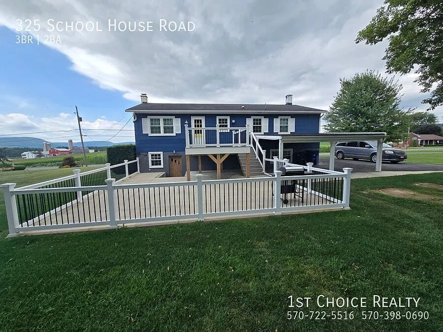 3 Bedroom Single-Family Home in the Valley — Photo 2