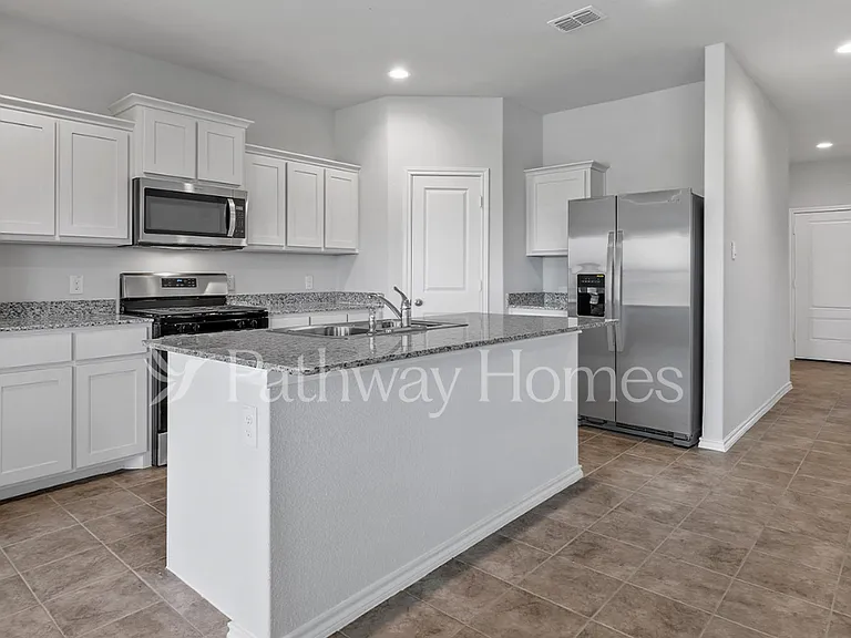 9449 Golden Tree Ave — Photo 2