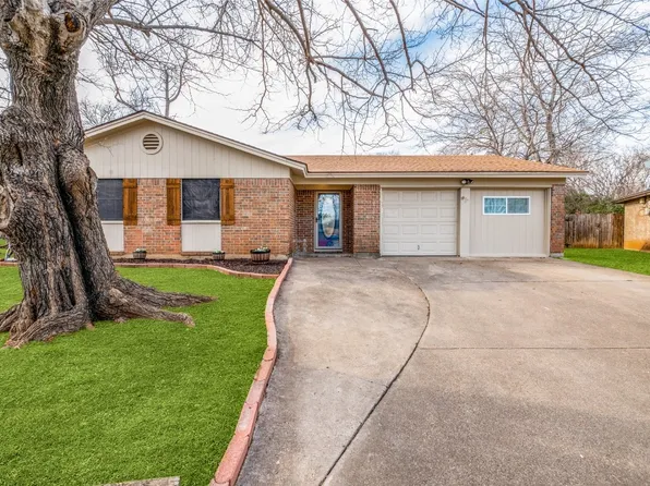6051 Hill Ct, Watauga, TX 76148