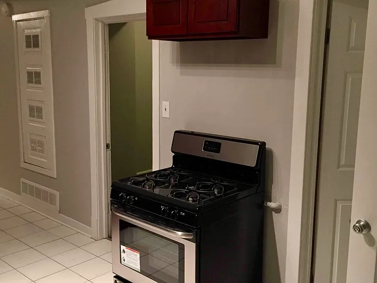 1701 N Maplewood Ave #1 — Photo 13