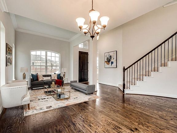 7th image of this home