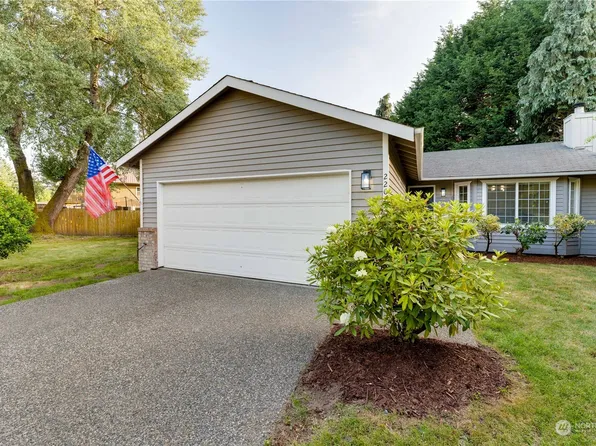 220 Butte Avenue, Pacific, WA 98047
