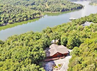 2767 Jones Rd, Ridgedale, MO 65739