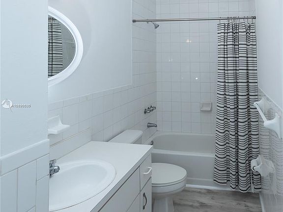 5th image of 3007 Bird Ave APT 8