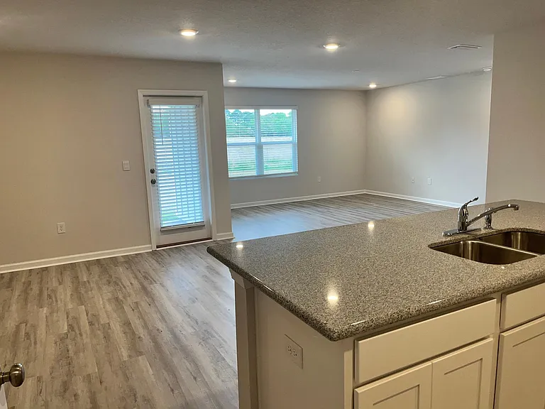3432 Fallschase Blvd — Photo 6