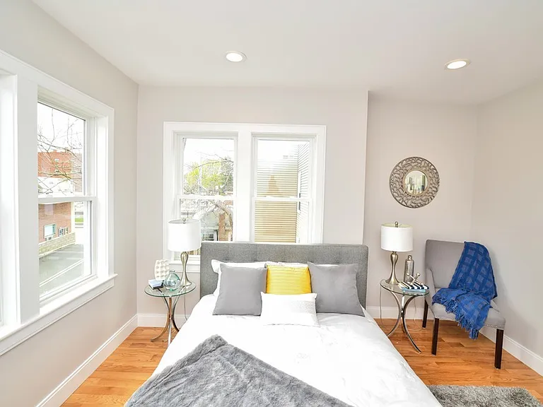 5 Irving St #2 — Photo 6
