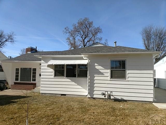 1st image of 607 S 6th St