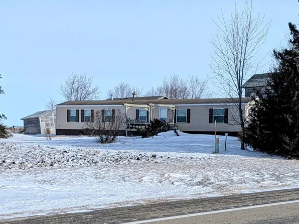 9322 NW 76th St, Morristown, MN 55052