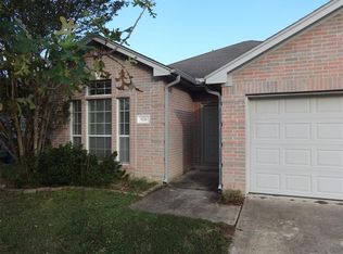 976 Oak Falls Dr, Willis, TX 77378
