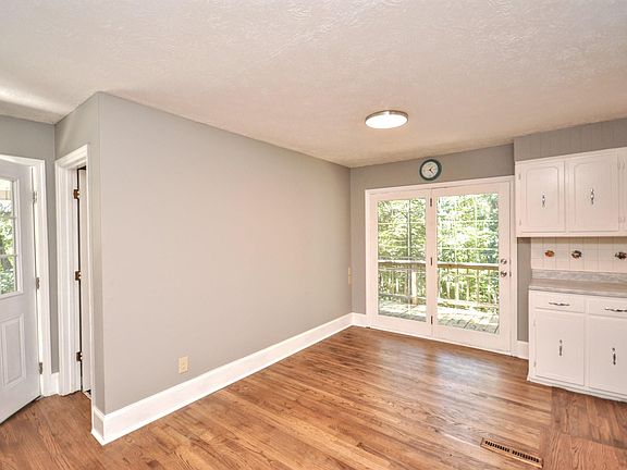 4th image of 425 Canton Blue Springs Rd