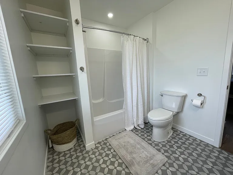 13680 Rosewood Rd NE #13680A — Photo 15