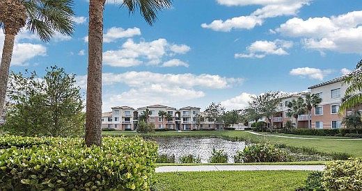 2nd image of 7106 Myrtlewood Cir W #7106