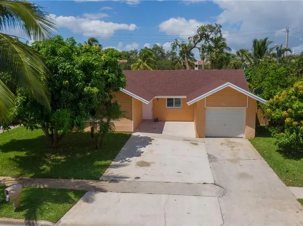5332 NW 29th Ct, Pompano Beach, FL 33063