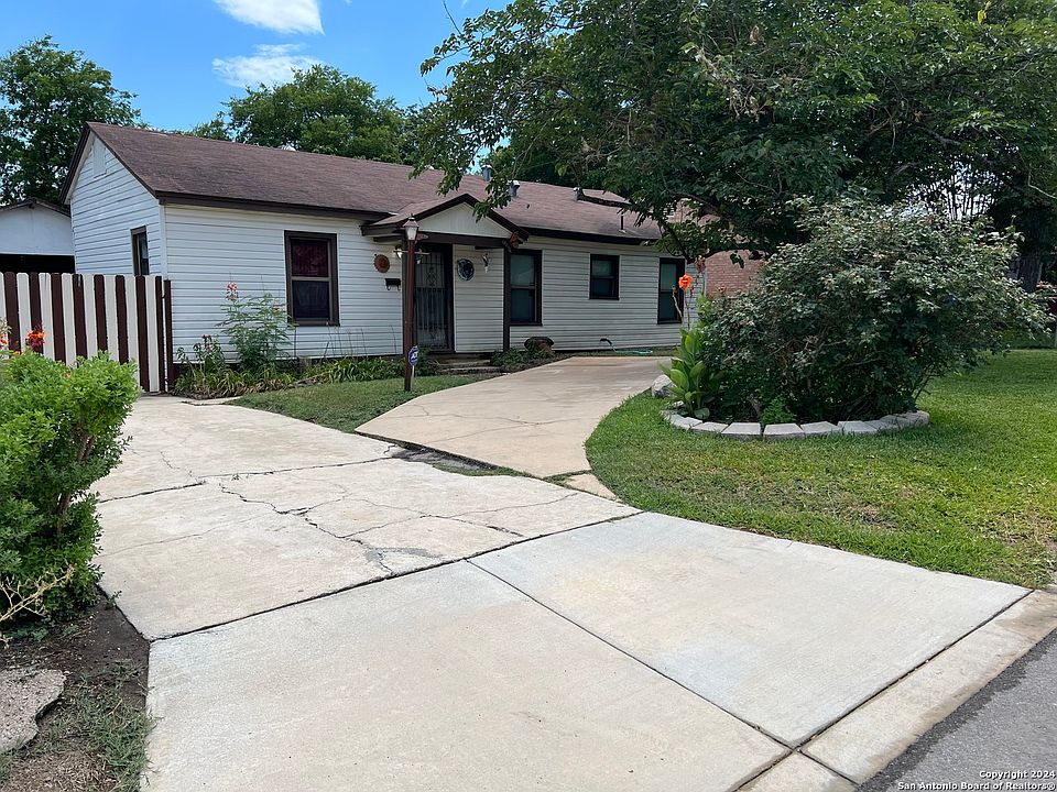 1st image of 322 CRAVENS AVE