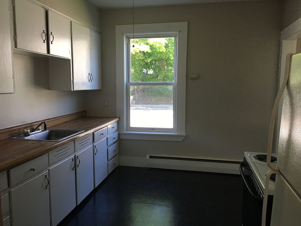 258 Church St Apartment Rentals Whitinsville, MA Zillow