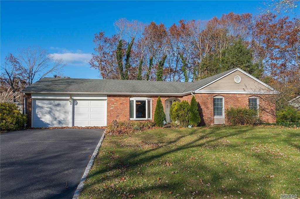 29 Barnsley Crescent, Mount Sinai, NY 11766 Zillow
