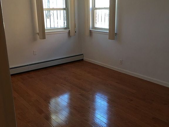 3rd image of 1566 201st St #1