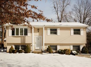 92 Independence Ave, Tappan, NY 10983