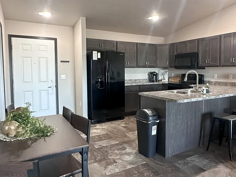Heritage Townhomes and Apartments — Photo 44
