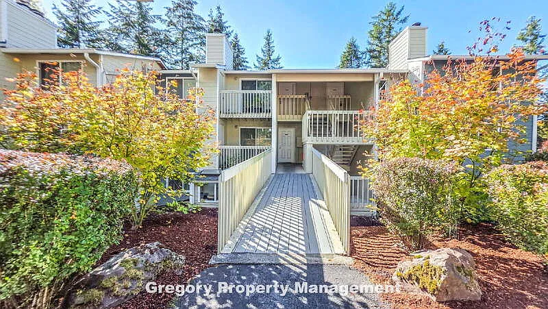 9474 Woodinville Redmond Rd NE #A302