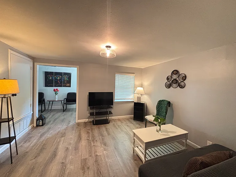 Cozy Living Area!